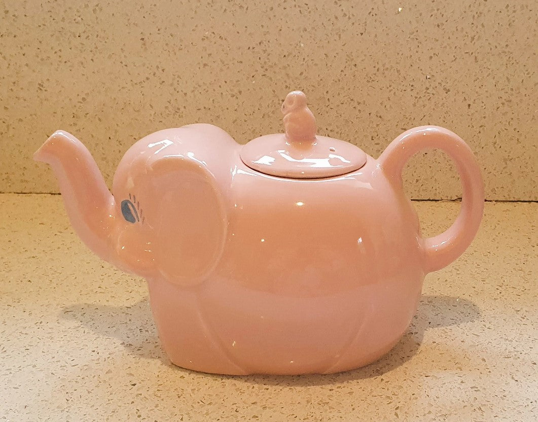 Carltonware Elephant Teapot, Pink, Carltonware Elephant Tea pot, Made in England, Kitsch, Quirky, 60s, Ceramic, Rare 