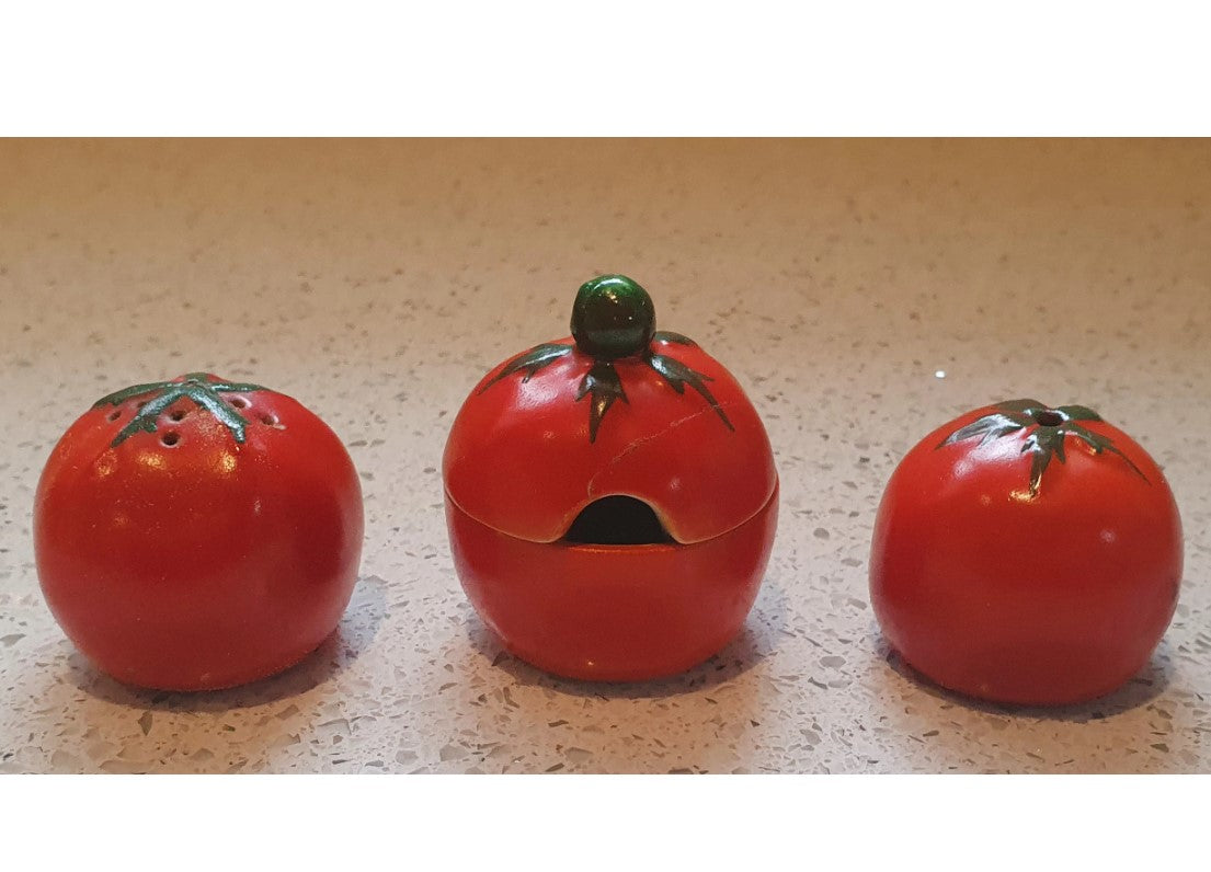 Carltonware, Tomato Salt and Pepper shakers, Vintage Carlton Ware Tomato Cruet
