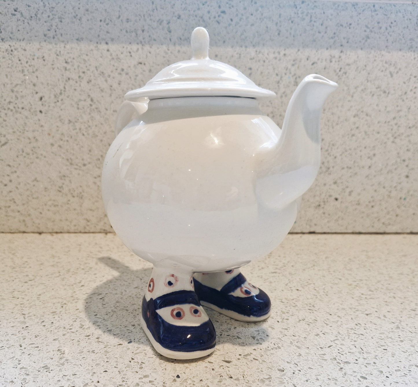 Carltonware, Walking TeaPot, Hand Painted, Carltonware Walking Teapot, Made in England, English Pottery,  Tea Pot