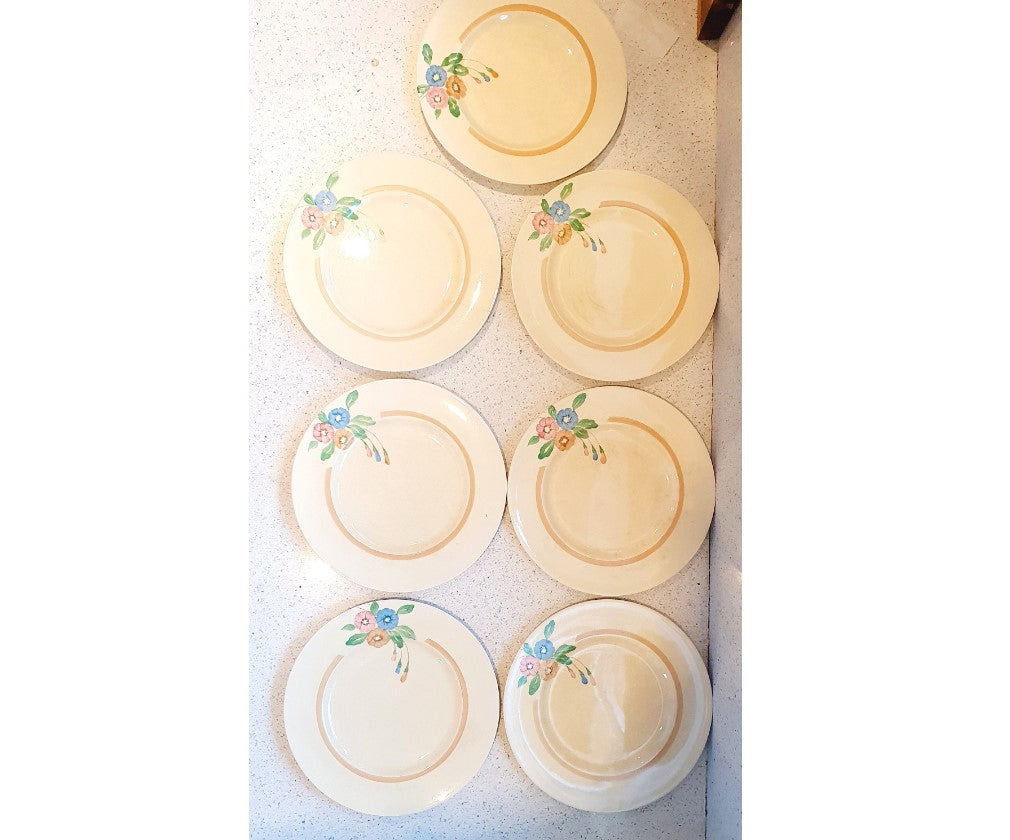 Clarice Cliff, Nosegay, 9 inch, Dinner Plate, Art Deco, 1930s, 1940s, Signed, Original - Very Good Condition