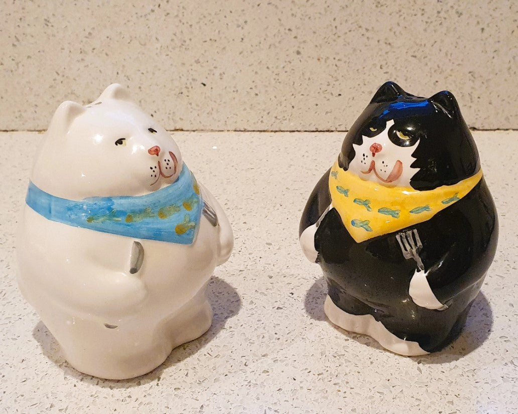 Clay Art San Francisco, Fat Cat Salt and Pepper Shakers, Cruet, Cat Shaped Cruet set