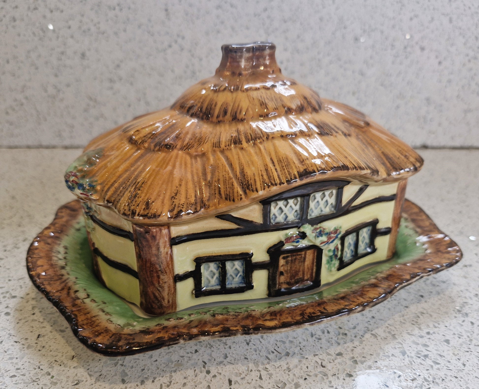 Cottage Shaped Butter Dish, Cottage Ware Butter Dish, Vintage Butter Dish, Hand painted 