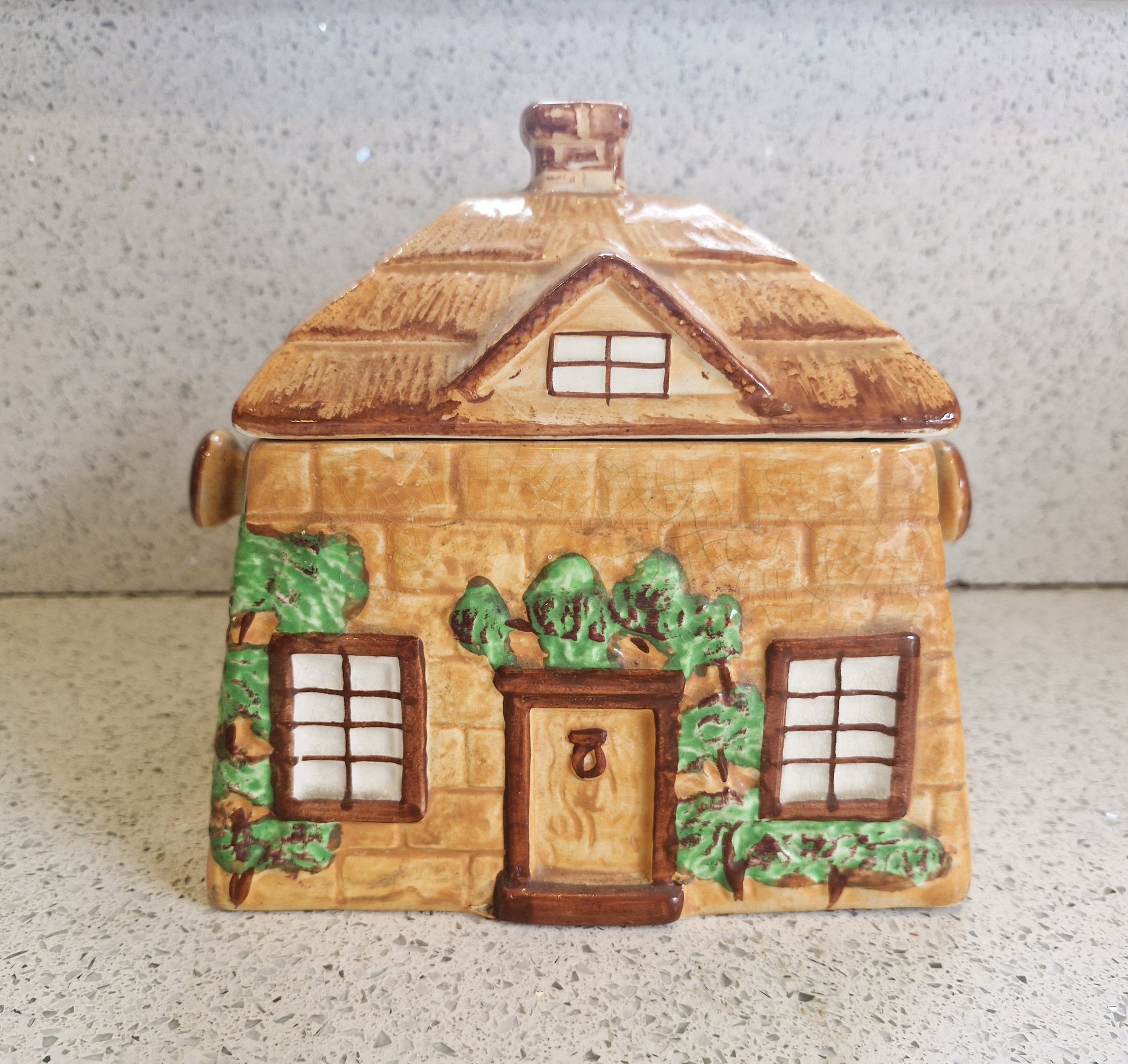Cottage Shaped Cookie Jar, Cottage Shaped Biscuit Barrel, Cottage Ware, Vintage Cookie Jar, Made in England 