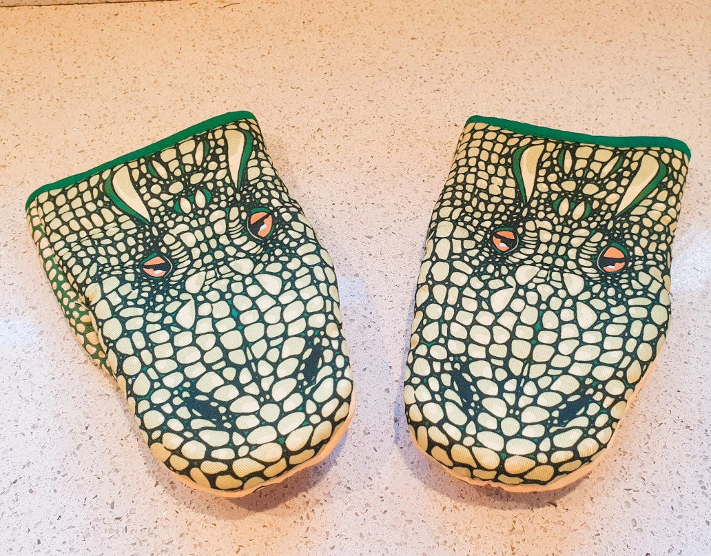 Crocodile Oven Gloves, Alligator Oven Gloves, Crocodile Alligator Oven Gloves, Quirky, fun, kitchen, Crocodile Oven mitt