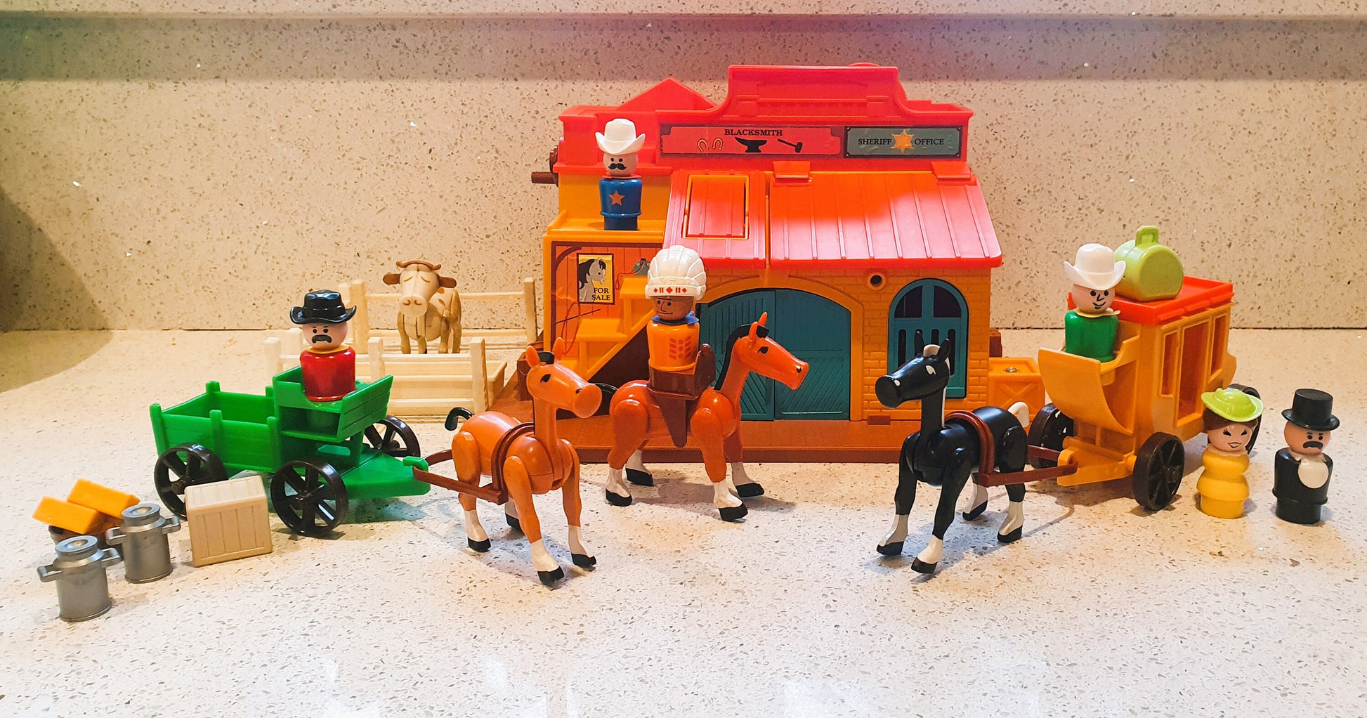 Fisher-Price Western Town, Fisher Price Western Town, Horses, cowboys and Indians