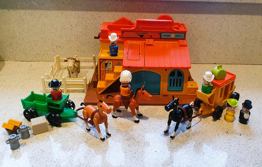 Fisher-Price Western Town, Fisher Price Western Town, Horses, cowboys and Indians