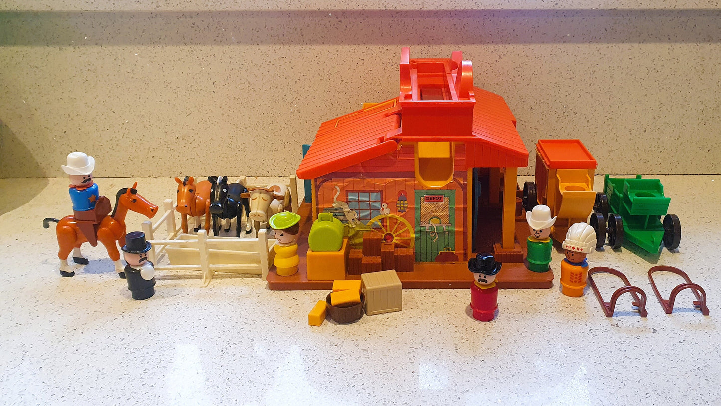 Fisher-Price Western Town, Fisher Price Western Town, Horses, cowboys and Indians