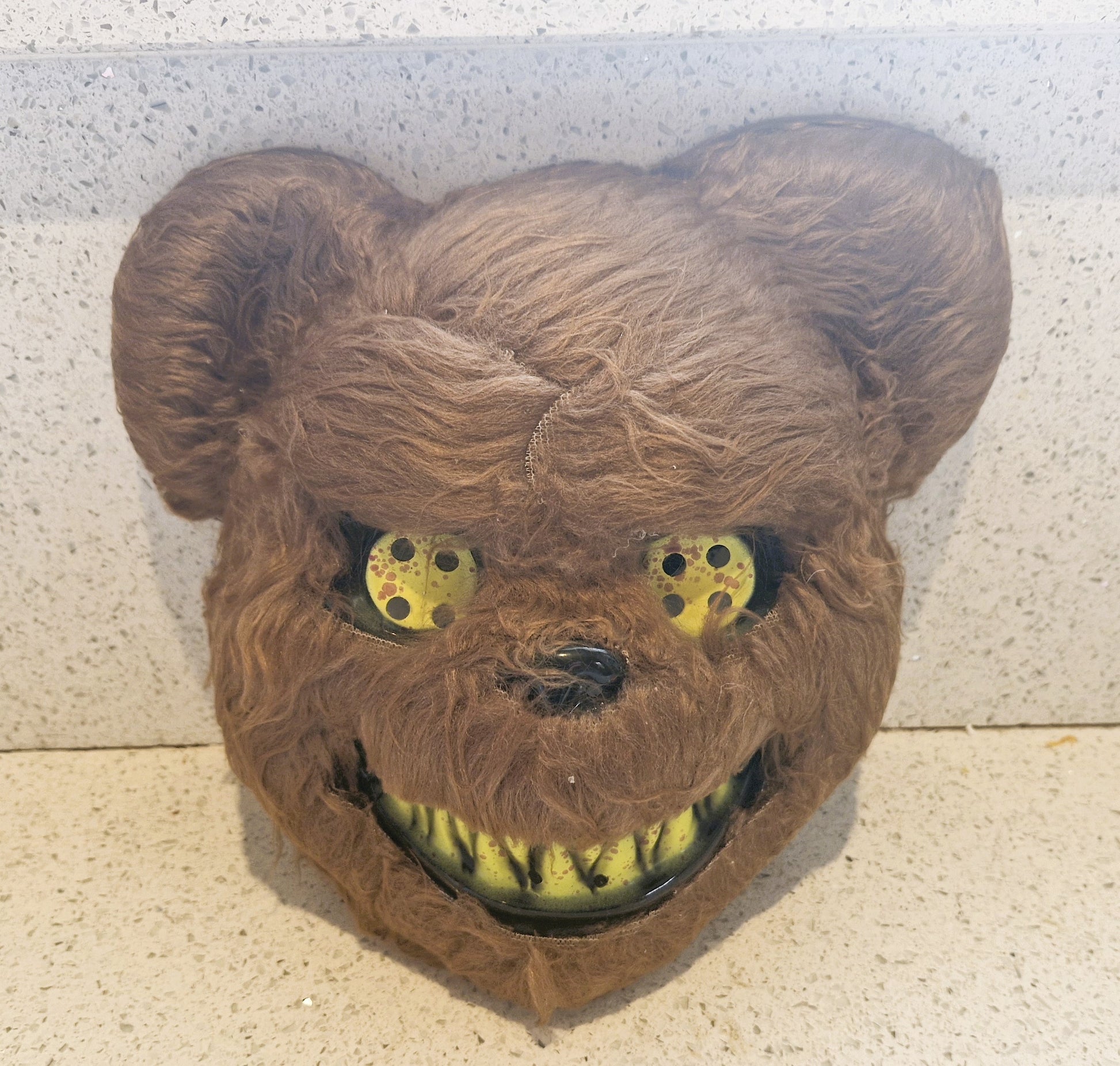 Halloween Mask, Bear Halloween Mask, Scary Bear Mask, Scary Bear mask, Vintage Clothes, Halloween, Halloween Costumes, Vintage
