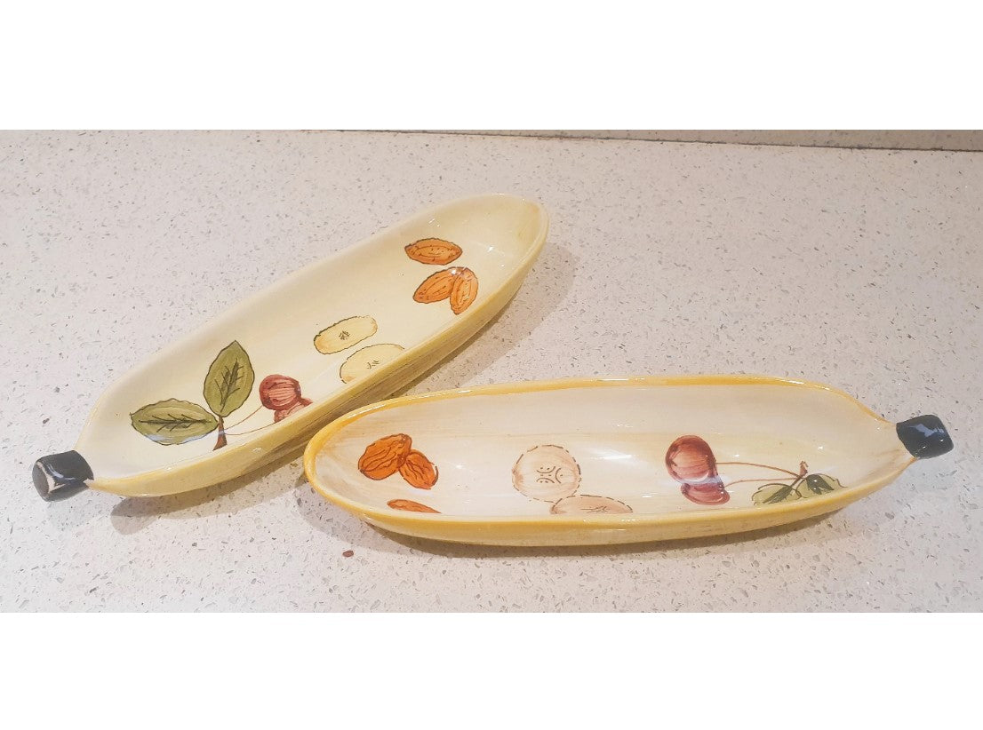 Banana Split Dishes, Banana Shaped, Raymond Pottery, Toni Raymond,Mid century ceramics 