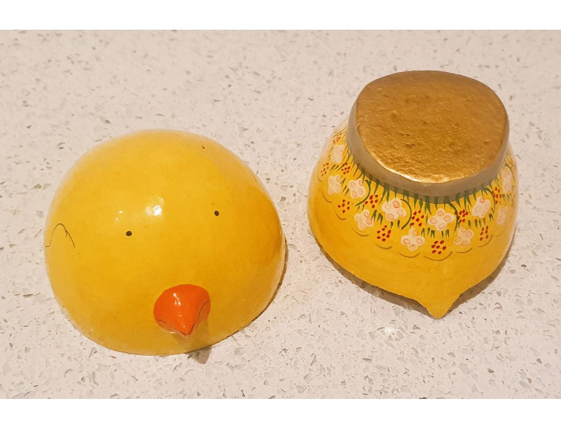 Chick shaped trinket Box, Wooden Chick Shaped Trinket Box, Chick Shaped, Easter Egg Box, Vintage 