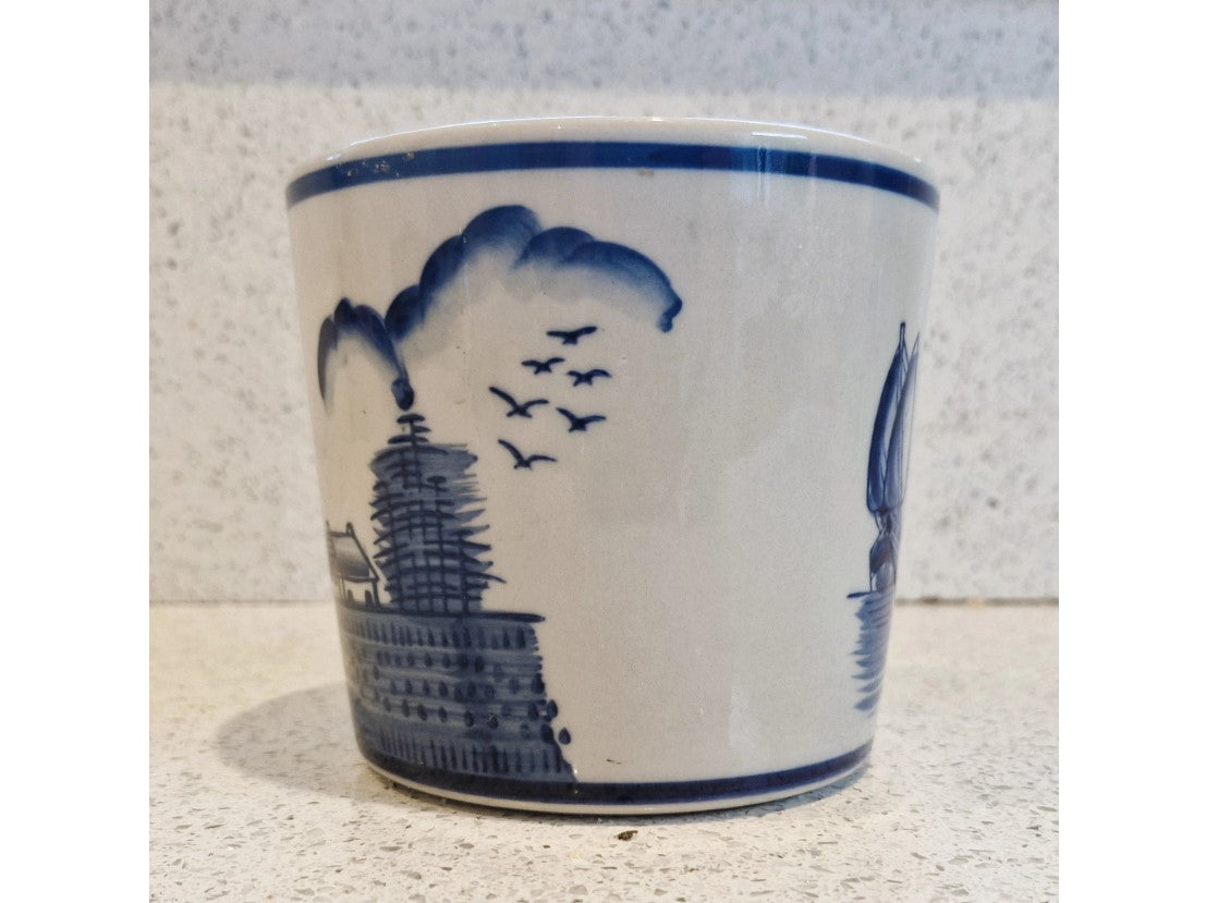 Deft Style Planter, Blue and white, Windmills, Dutch, Pottery, Dutch Plant Pot