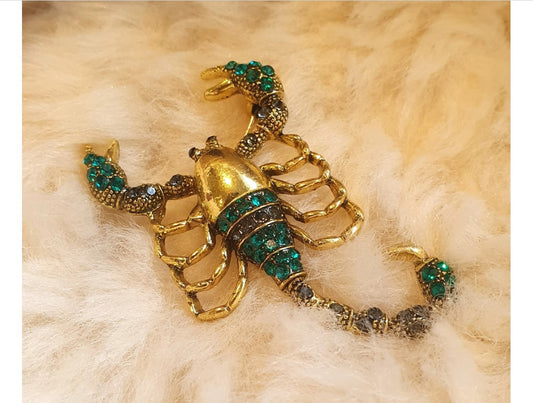 Scorpion Broach, NEW, Insect Jewelery, Quirky, Unusual, Green, Gold