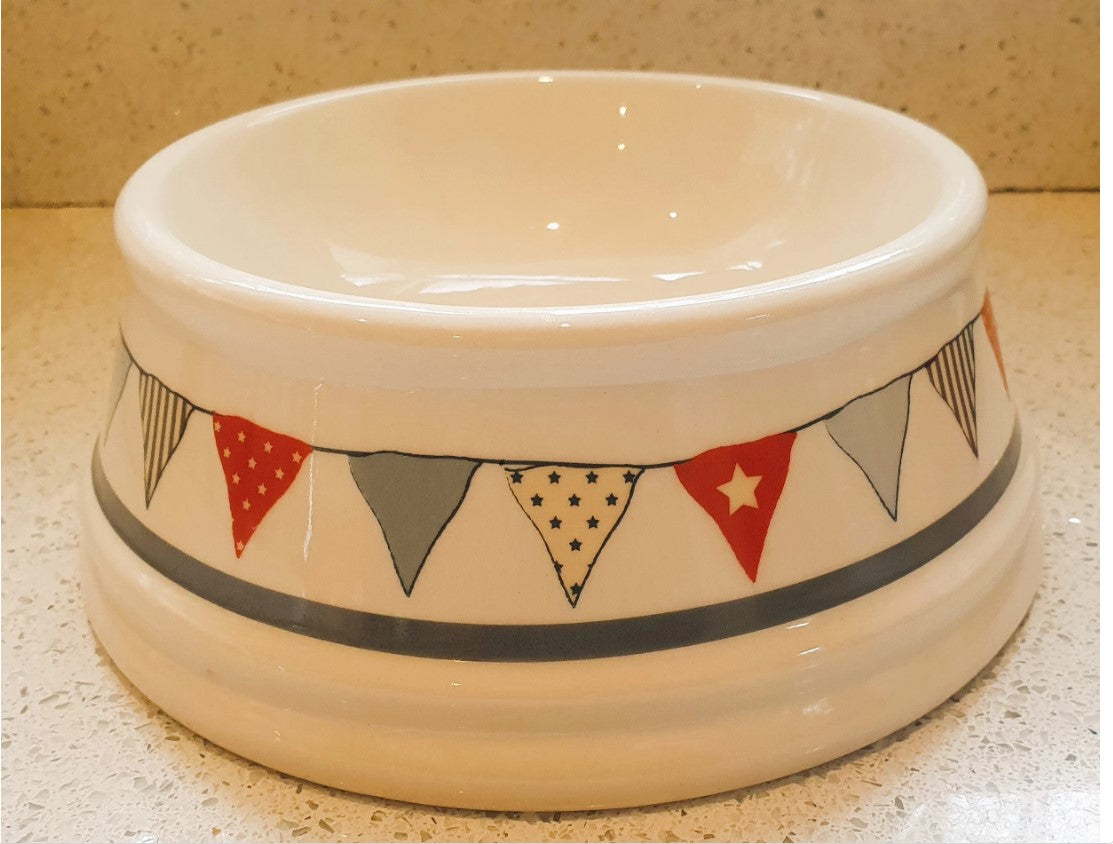 Mason Cash Bunting Dog Bowl, Dog Bowl,  Mason Cash, Stars, Flags, Banners, Pet, Dog, Bowl, Stoneware, Dog food Bowl, Dog Water Bowl