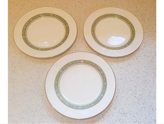 Royal Doulton, Rondelay, Side Plates, Plates, Rondelay Plates, Gilt edged, Green and white, Very Good condition. 6.5 inch