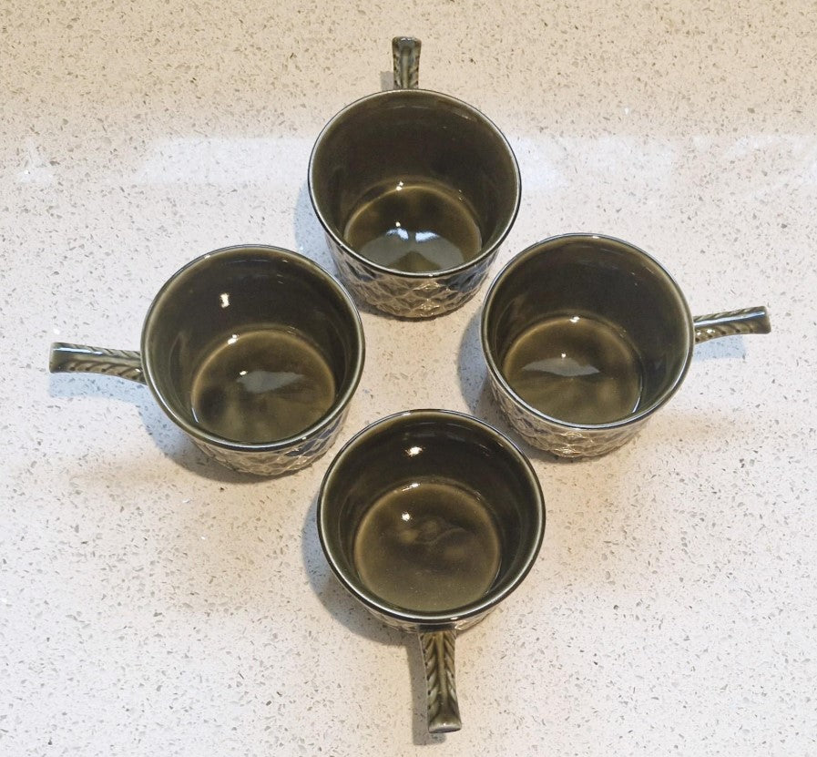 Set of 4, Tams Green Soup Coups, and Saucers, Tams Soup Bowls, Green, Moss green, Tams ware, Made in England, MCM, Mid century