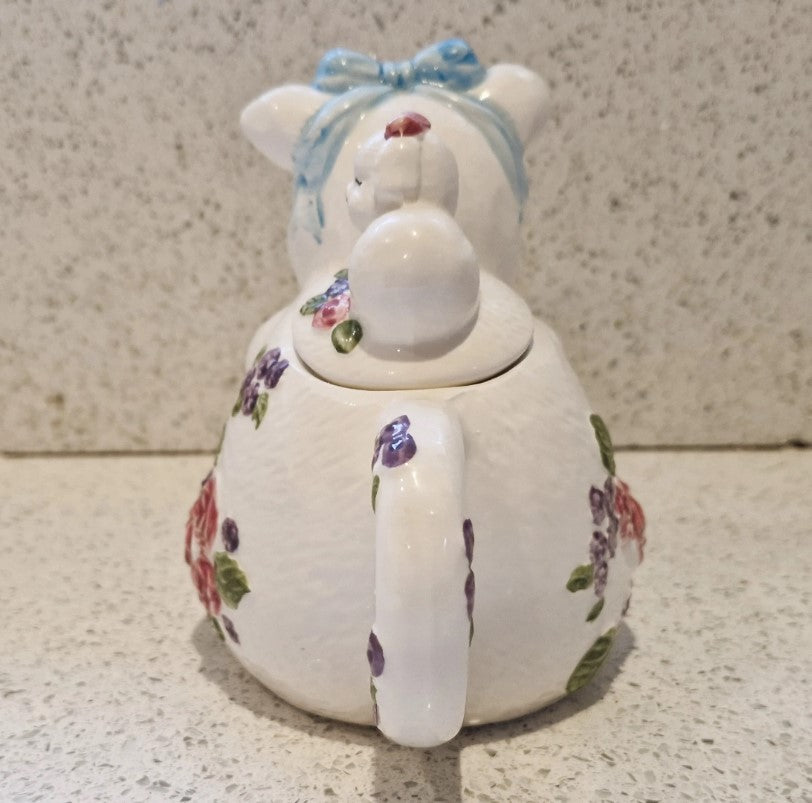 Pig Shaped Teapot, Quirky, 80s, Piglet, Vintage, Teapot, Kitsch, Cutesy, Piggy, very Good Condition, 6 Inches