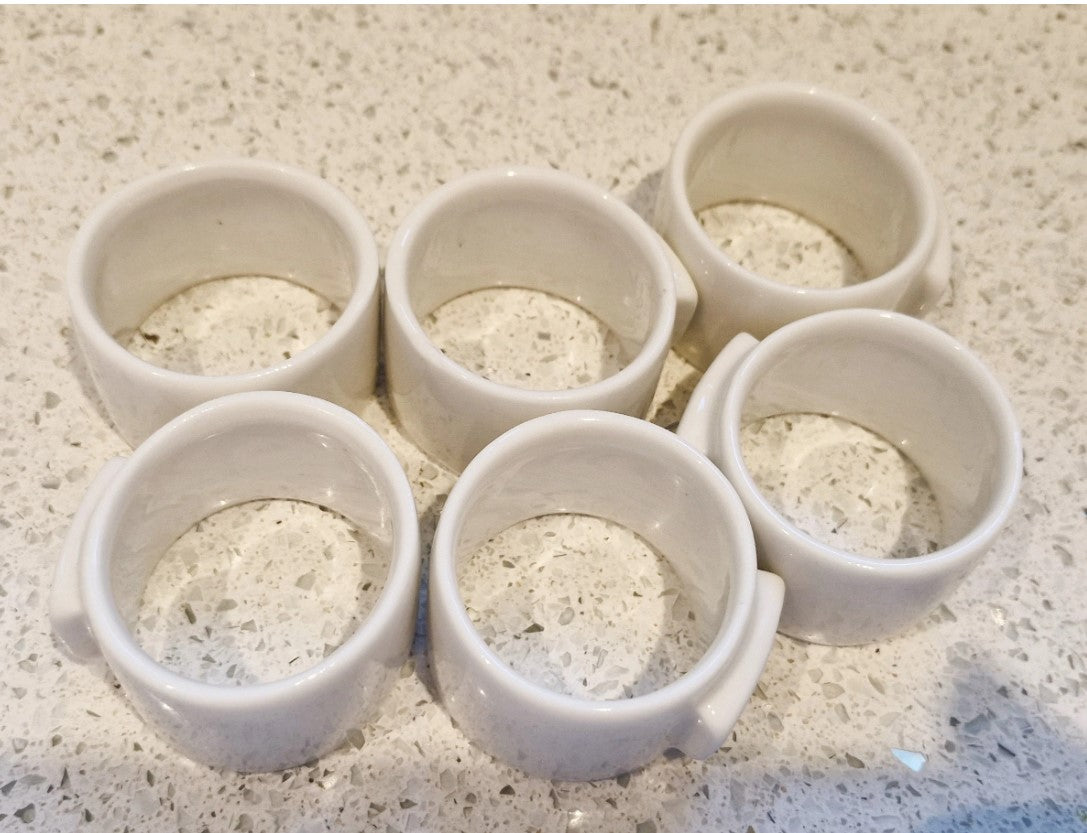 Maxwell Williams Napkin Rings, White Napkin Rings, Ceramic White Napkin Rings, Set, Maxwell Williams, Set of 6 Maxwell Williams Napkin Rings 