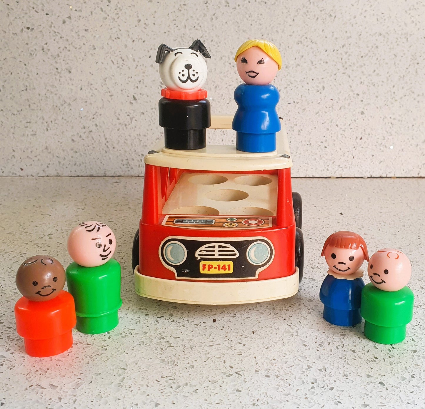 Fisher-Price Play Family mini Bus / Play Family Mini Van, Little People, Fisher Price Mini Bus, Fisher Price Mini Van,  with Box