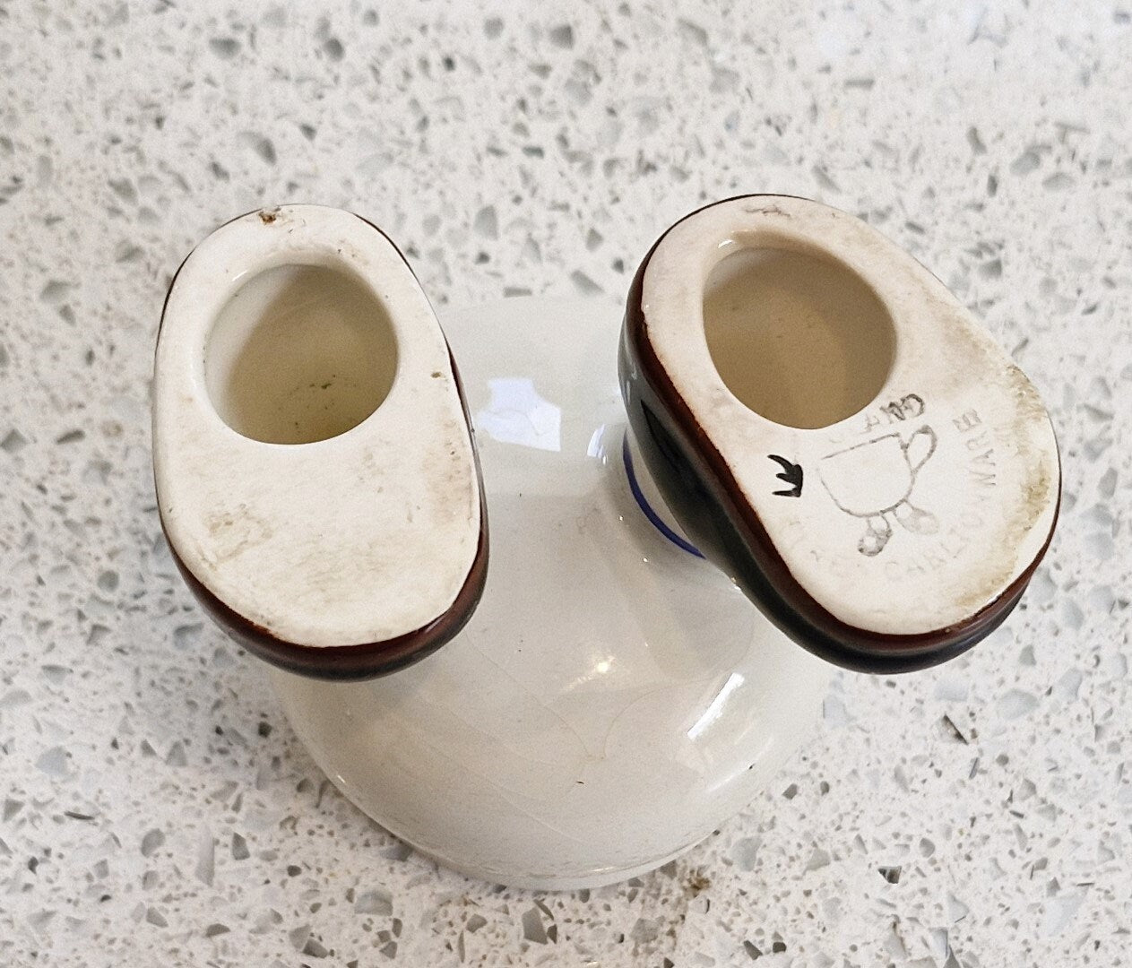 Carltonware Walking Egg Cup, Egg Cup on Legs, Walking egg cup, ceramic