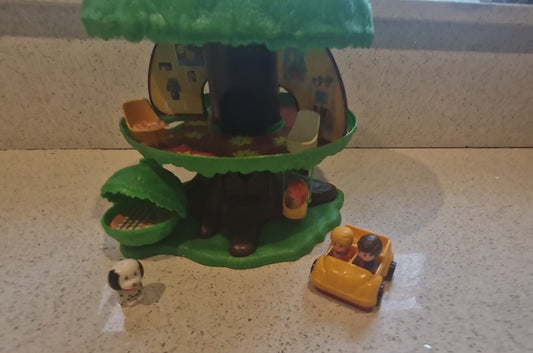 BARBARA - Royal Stuart Bone China Teacup Trio: Yellow Harlequin, Gold Gilt, 1950s + COMPLETE Palitoy Discovery Time Pop Up Tree House, Tree Tots Tree House with ALL Characters (Copy)